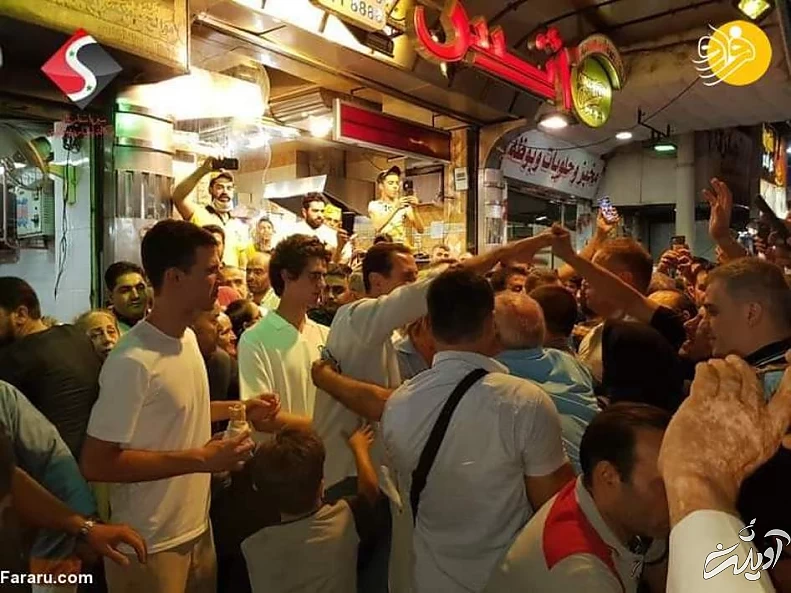 ساندویچ خوری بشار اسد و خانواده اش در خیابان‌ های دمشق/ عکس